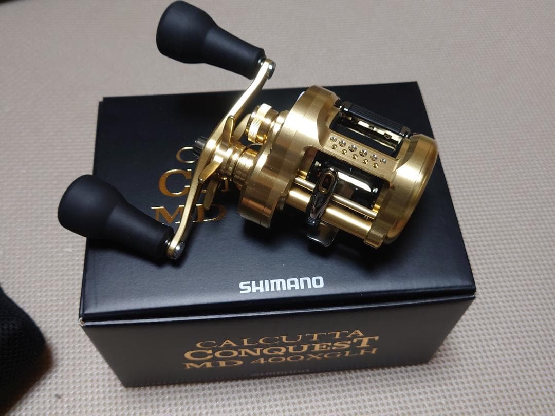 シマノ 23 カルカッタコンクエストMD400XGLH 右ハンドル 新品未使用