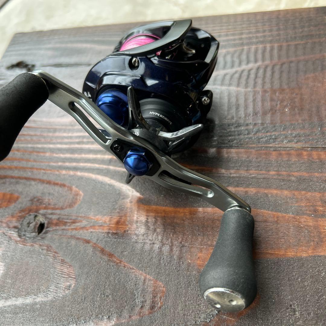 【美品】ダイワ ソルティスト TW150XH 右ハンドル PEライン付き
