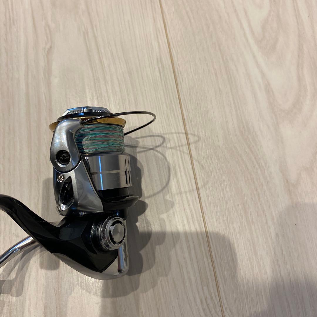 SHIMANO Vanquish C3000HG スピニングリール
