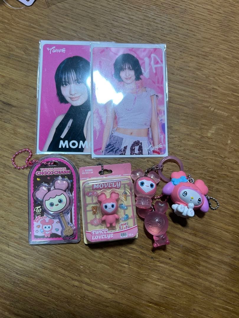 Twice モモ MOMO まとめ売り gigo サンリオ ラブリー モブリー