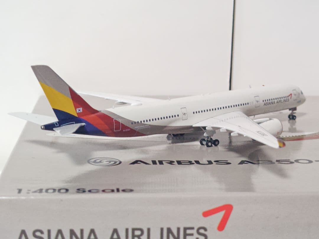 飛行機模型Aviation400 アシアナ航空 A350-900