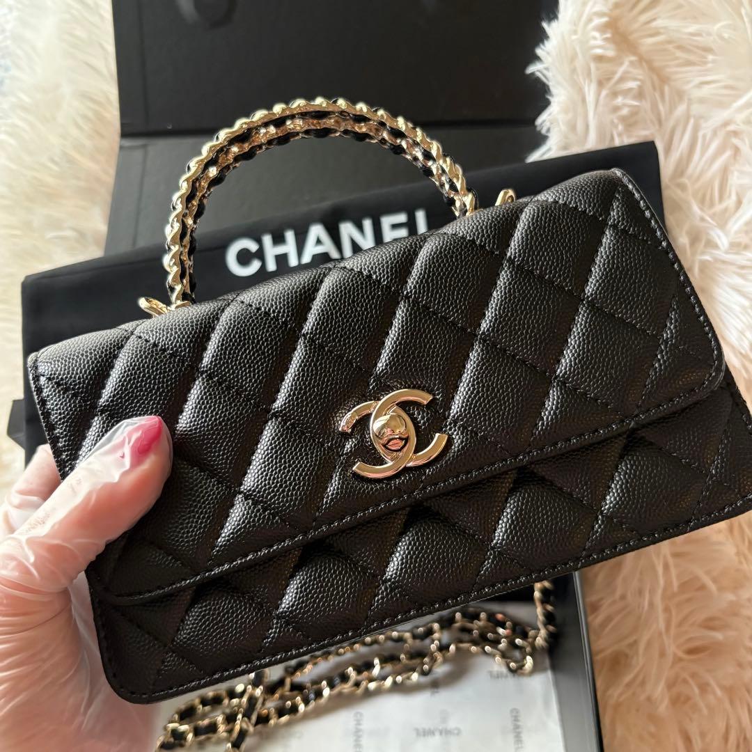 CHANEL パールハンドルミニバッグ　ノベルティ