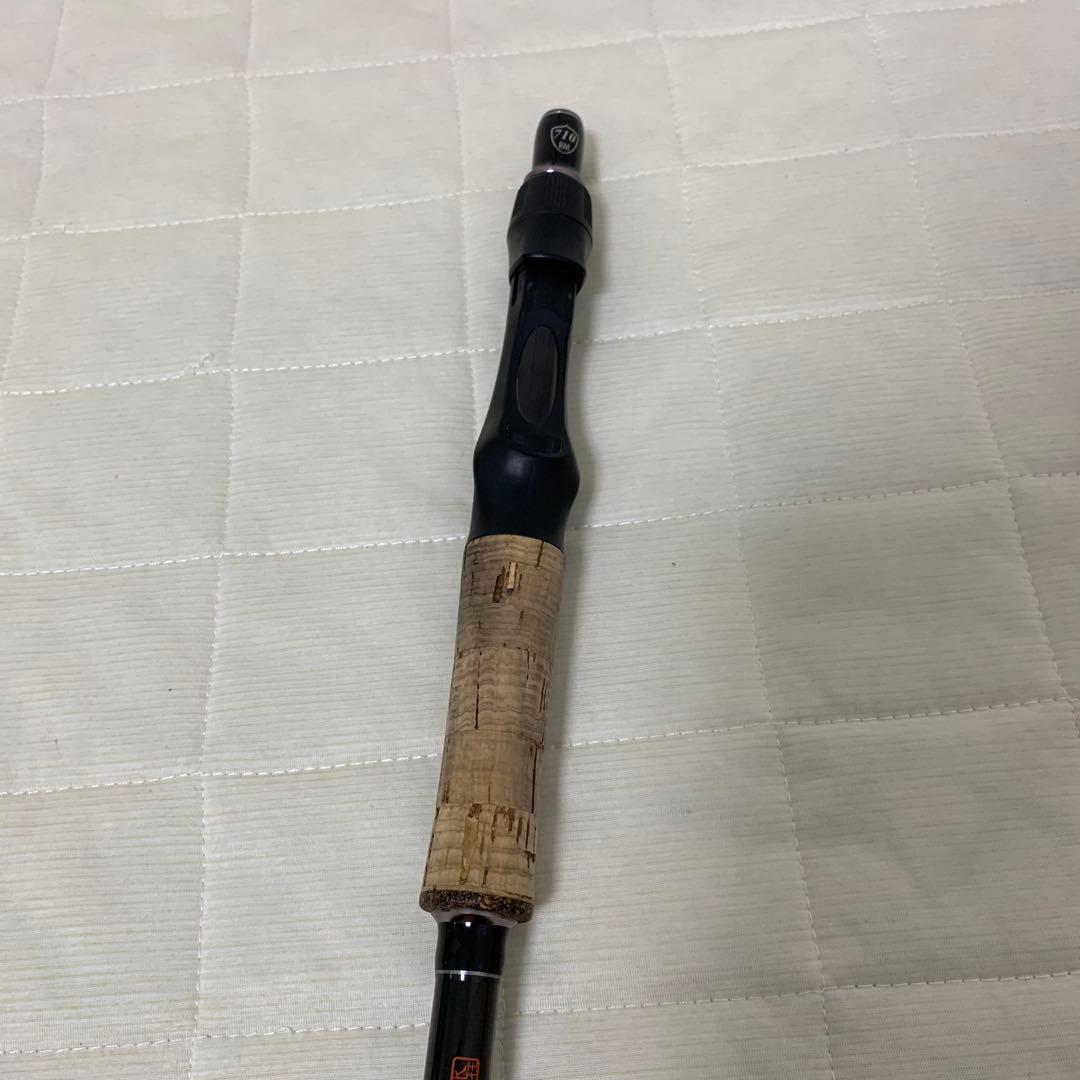 TULALA ツララ　モンストロ710