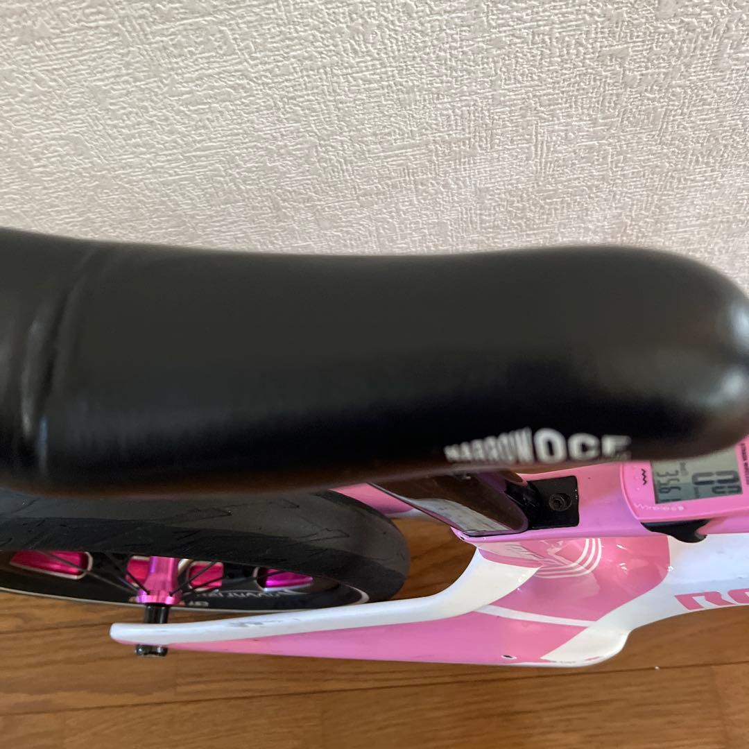 ROCKFISH GTRPRO 12インチ ピンク ストライダー