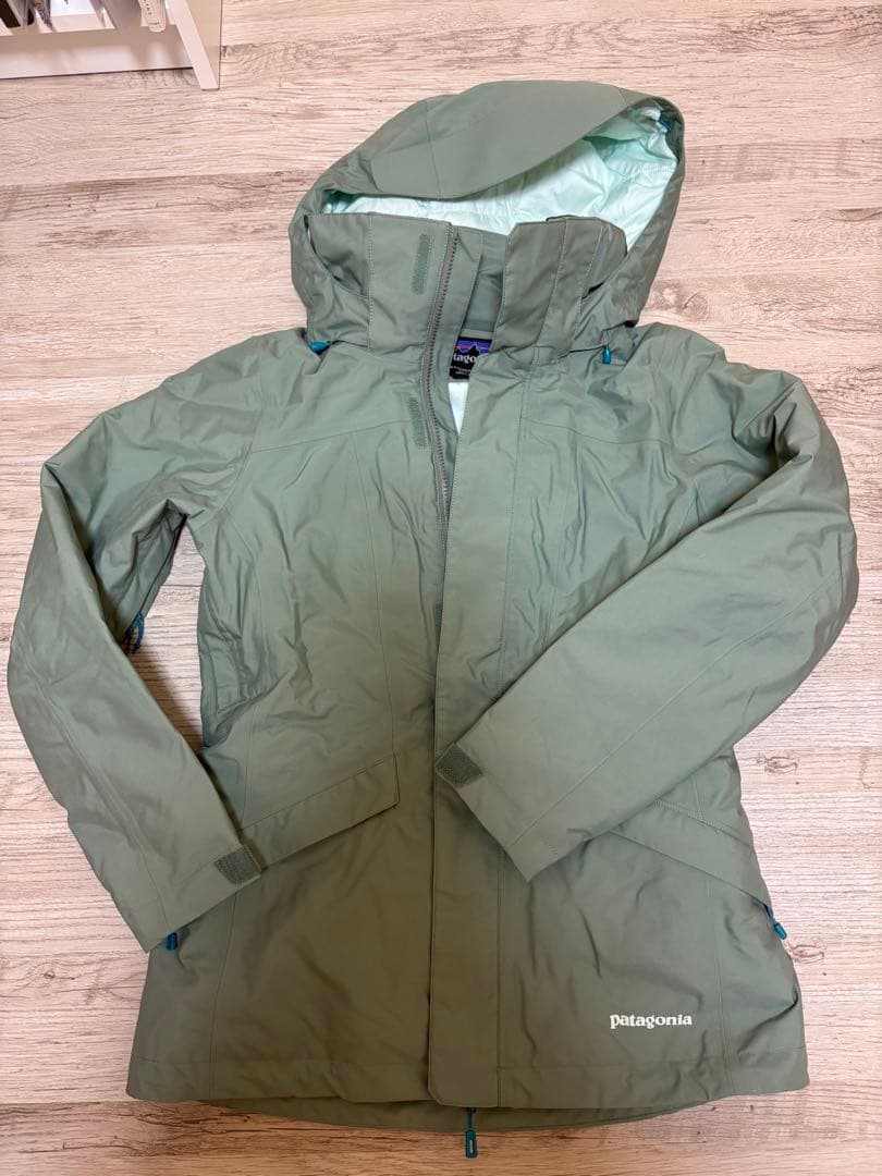 patagonia インサレーテッドジャケット　スキーウェア、スノーボード