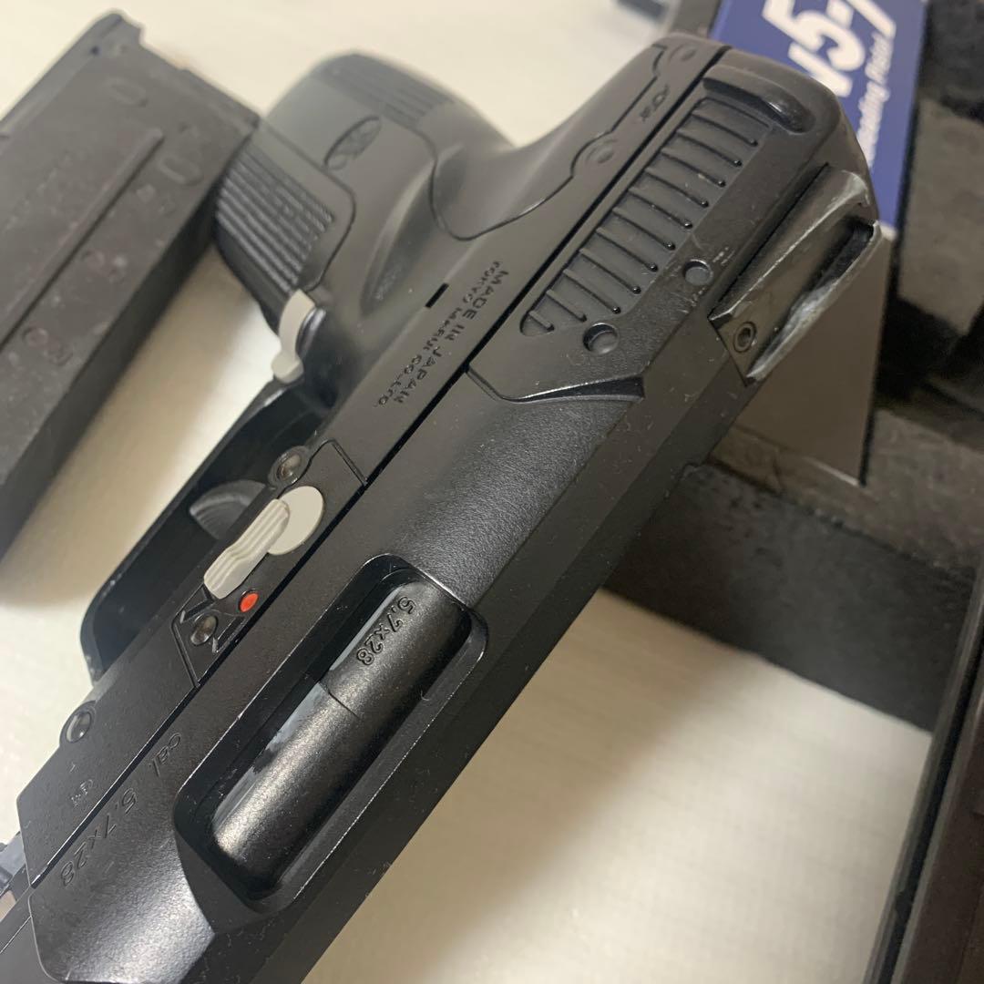 FN 5-7 ガスブローバック ブラックモデル