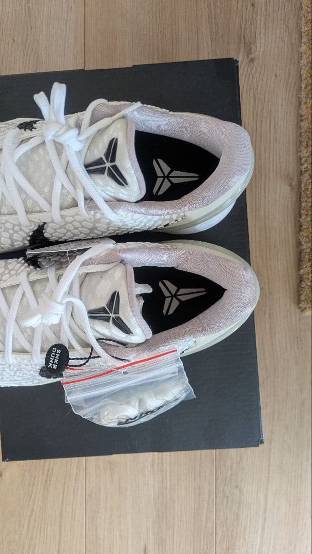 Nike Kobe 6 Protro ホワイト/ブラック