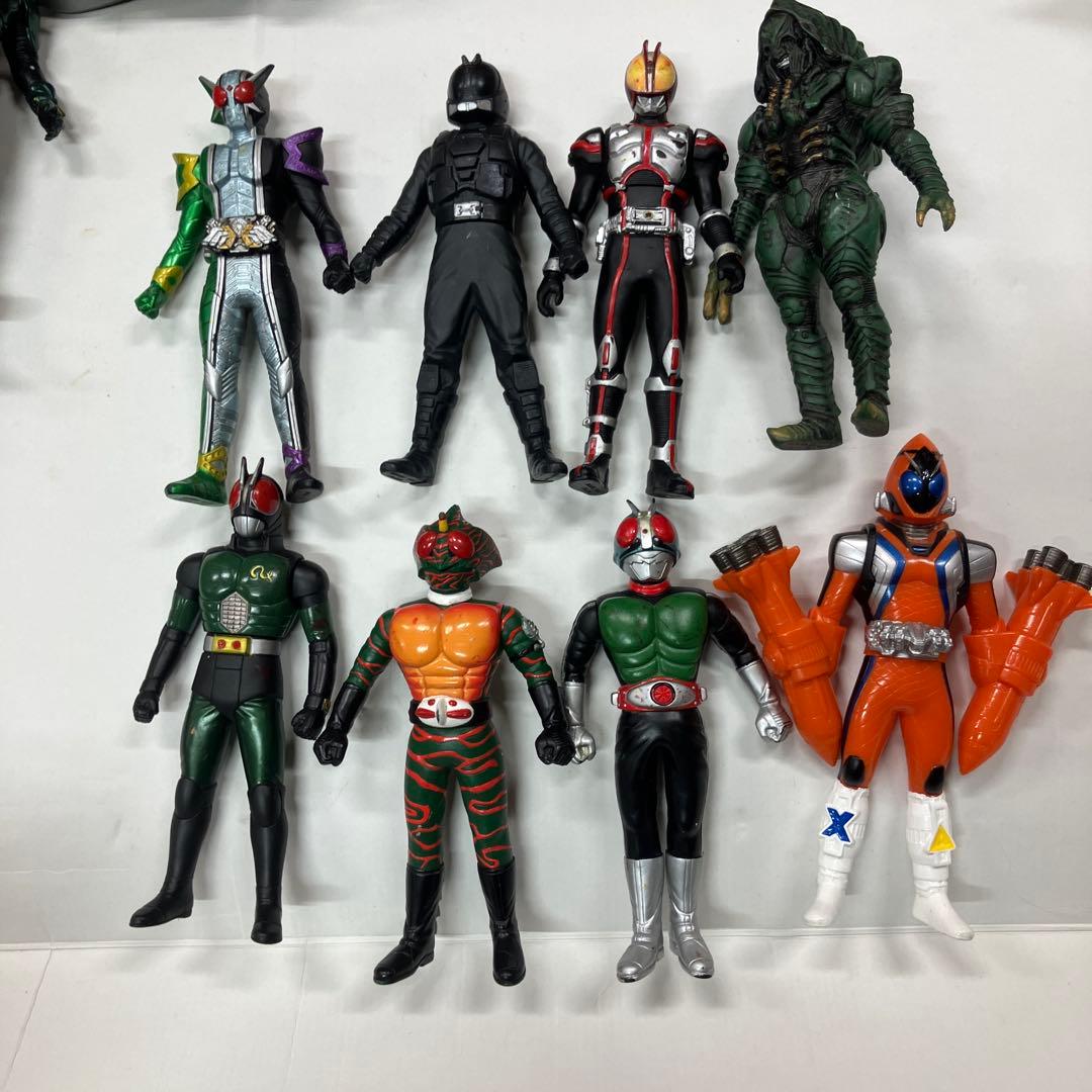 d*9様 仮面ライダー 戦隊 ウルトラマンソフビ 人形 120体以上 大量 響鬼