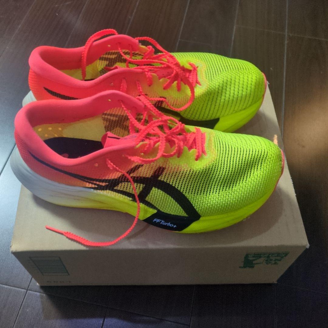 ASICS メタスピードスカイパリ　25.0cm