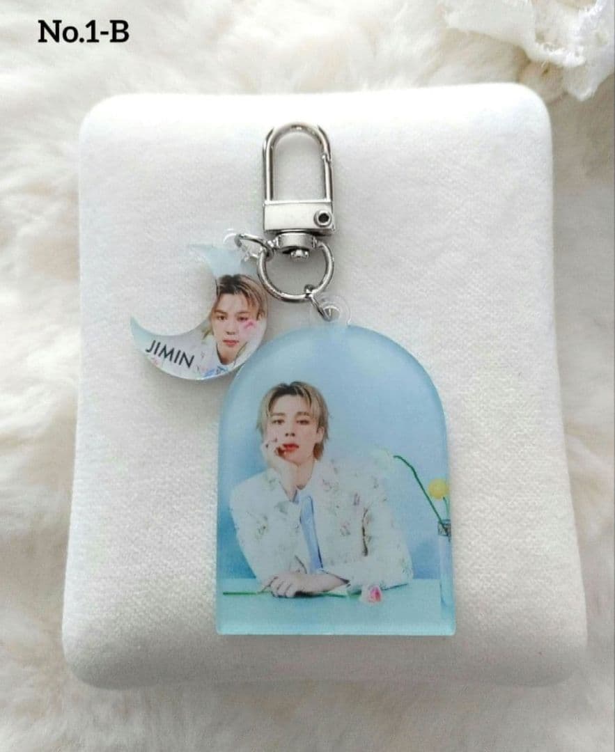 ✤プチ✤ ジミン アクリルキーホルダー JIMIN☪︎チャーム付