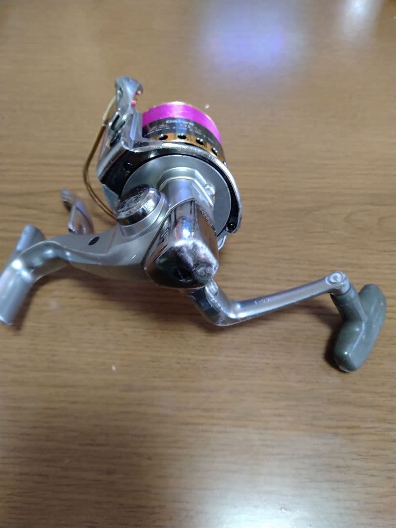 DAIWA トーナメント磯Z　2500LBD
