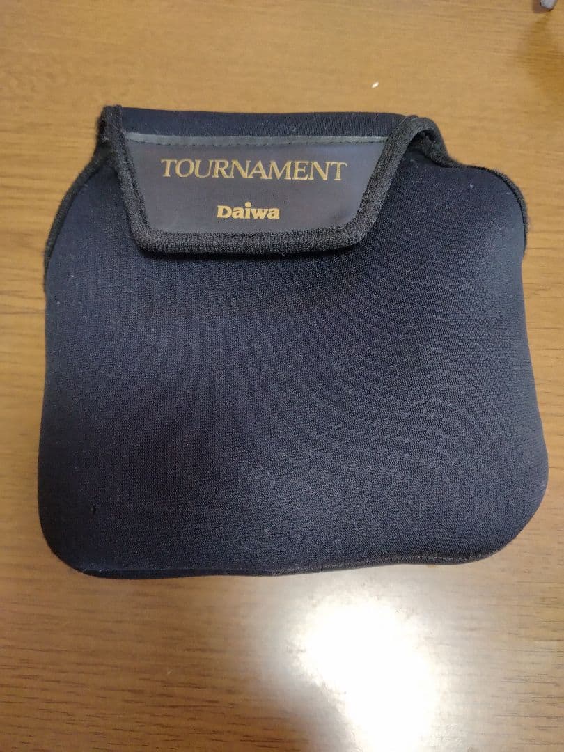 DAIWA トーナメント磯Z　2500LBD