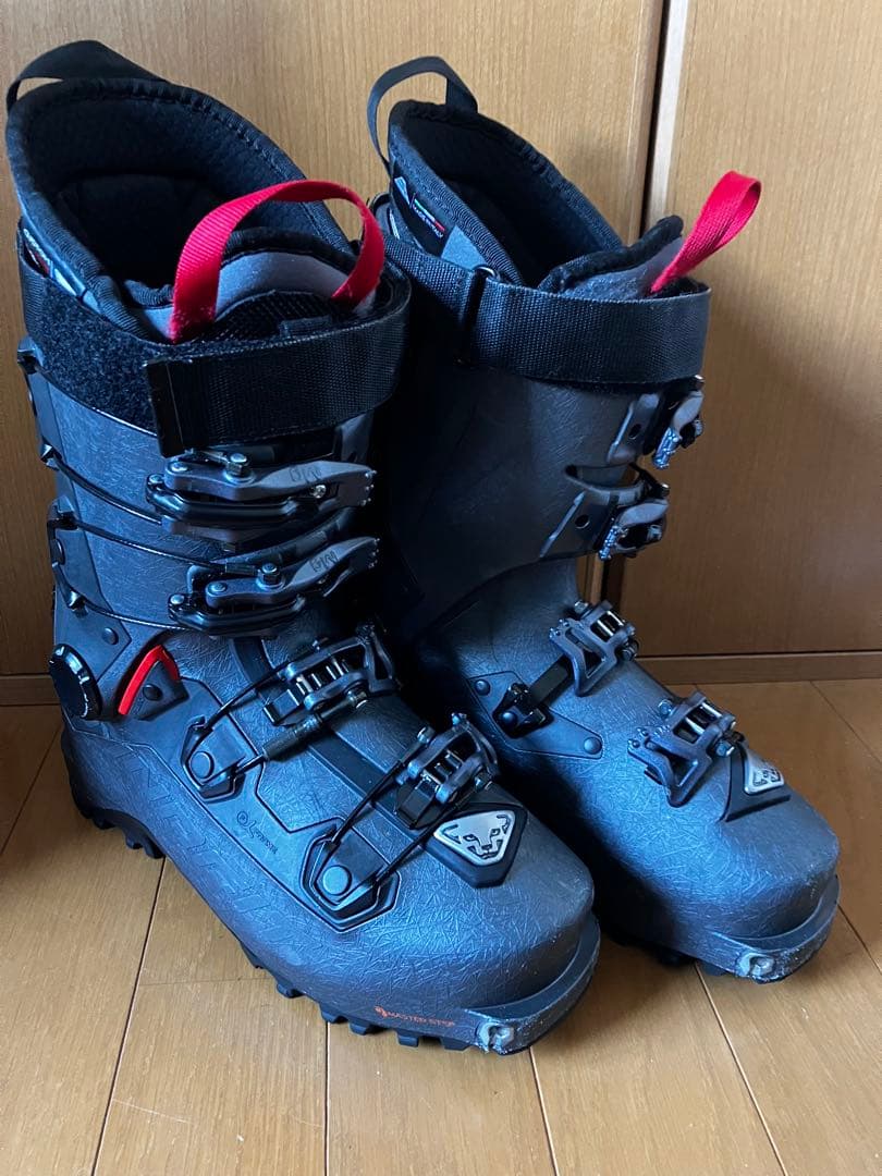 Dynafit BEAST スキー登山ブーツ