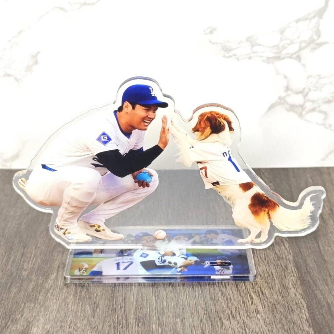 大谷翔平 選手アクリルスタンド　デコピン　大型 (大15cmx25cm ）