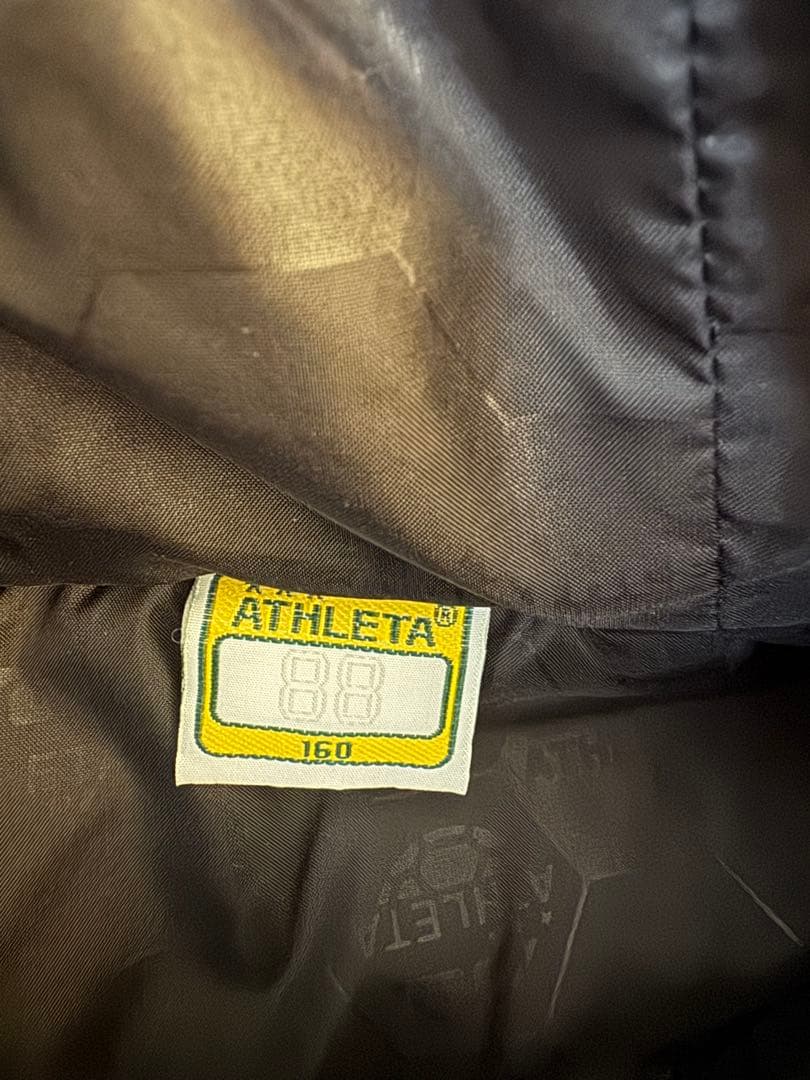 ATHLETA ブラック ベンチコート 160センチ
