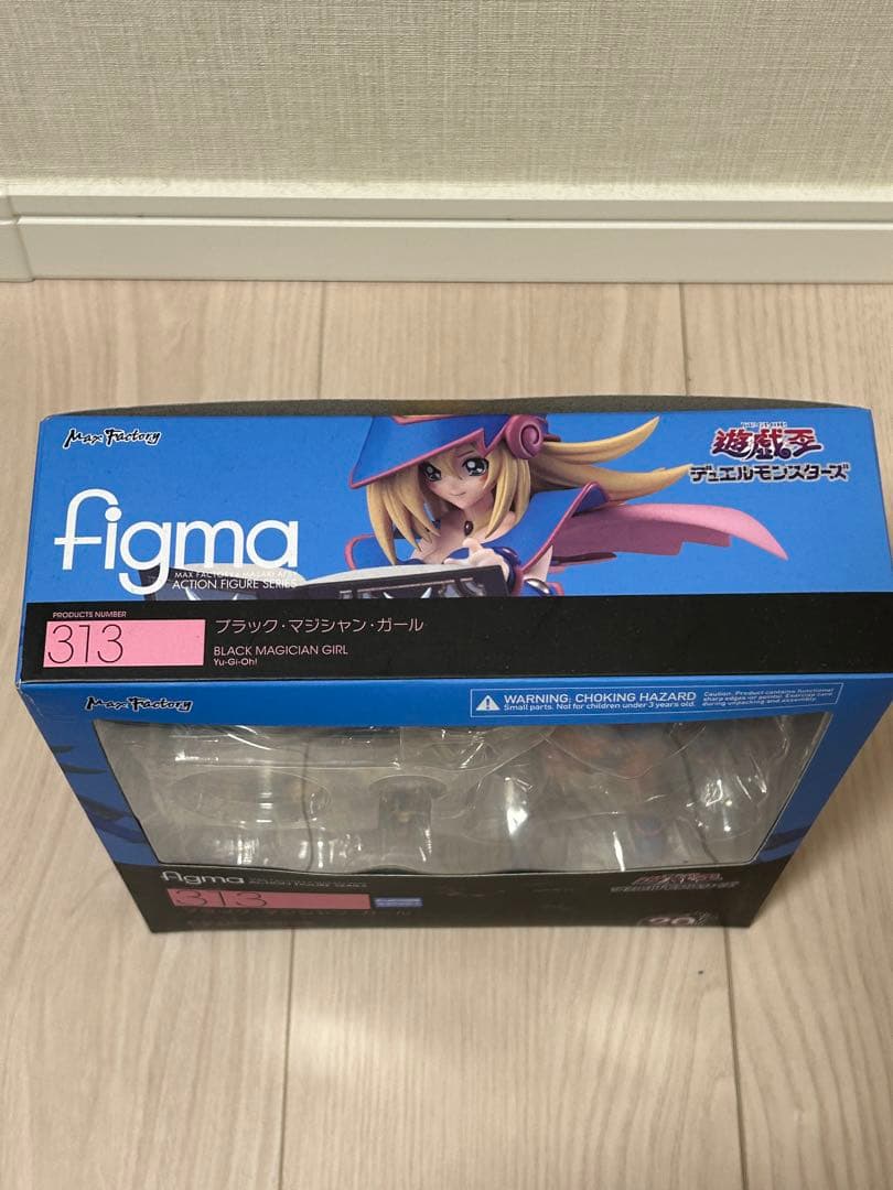 遊戯王　ブラックマジシャンガール　フィギュア　figma