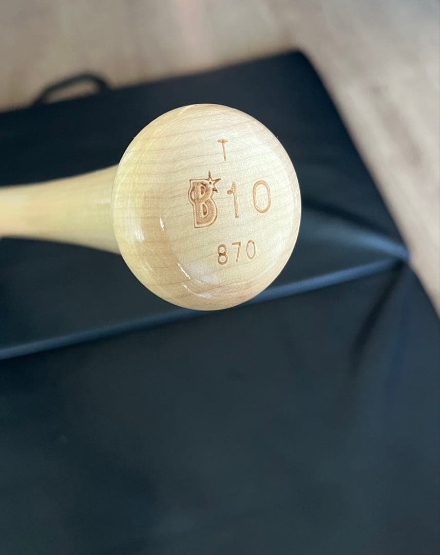 横浜DeNAベイスターズ 戸柱恭孝 #10　バット NPBマーク 支給品　新品