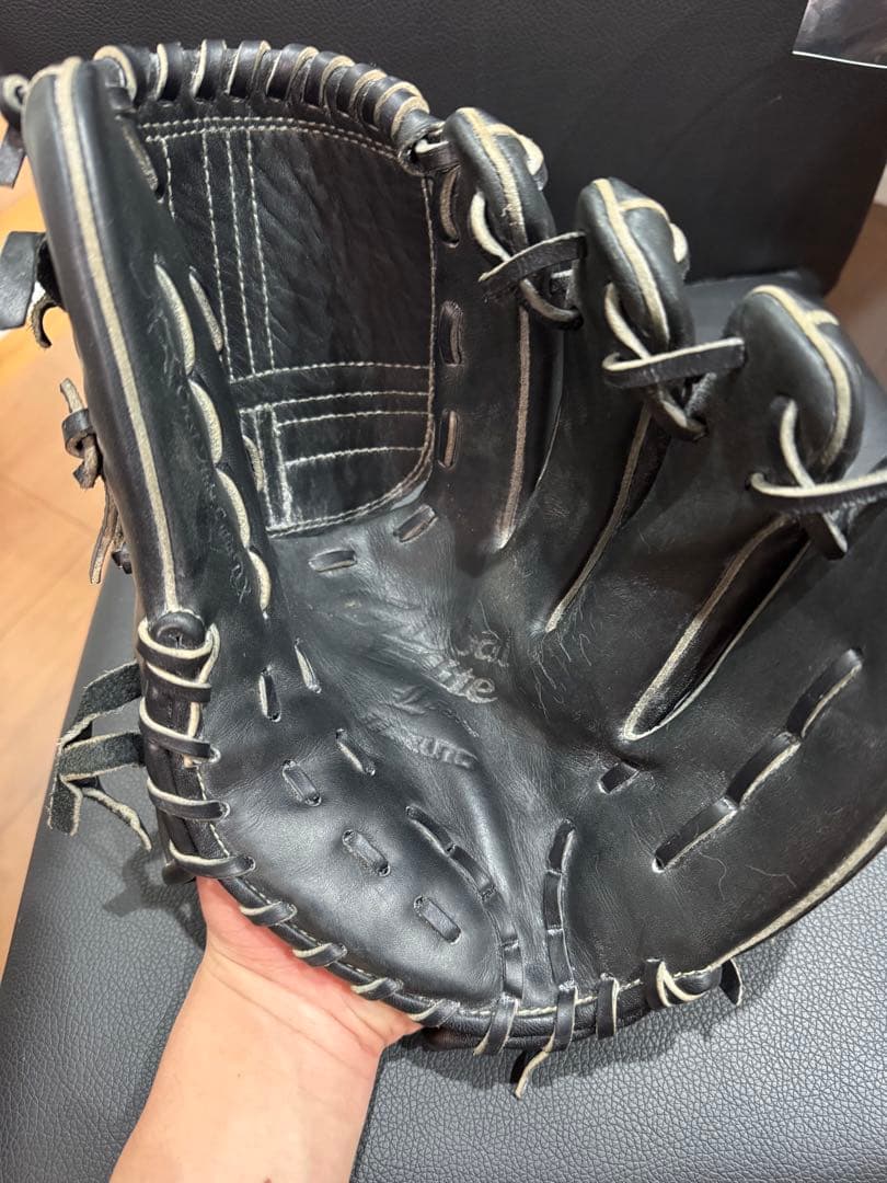 ミズノ 野球グローブ 黒　グローバルエリート