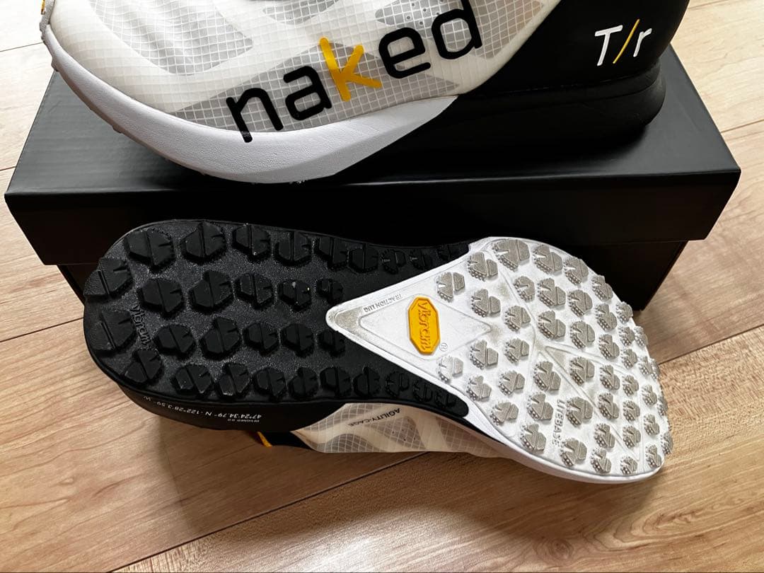 ネイキッド　トレイルレーシングシューズ　26.5㎝　トレイルランニング