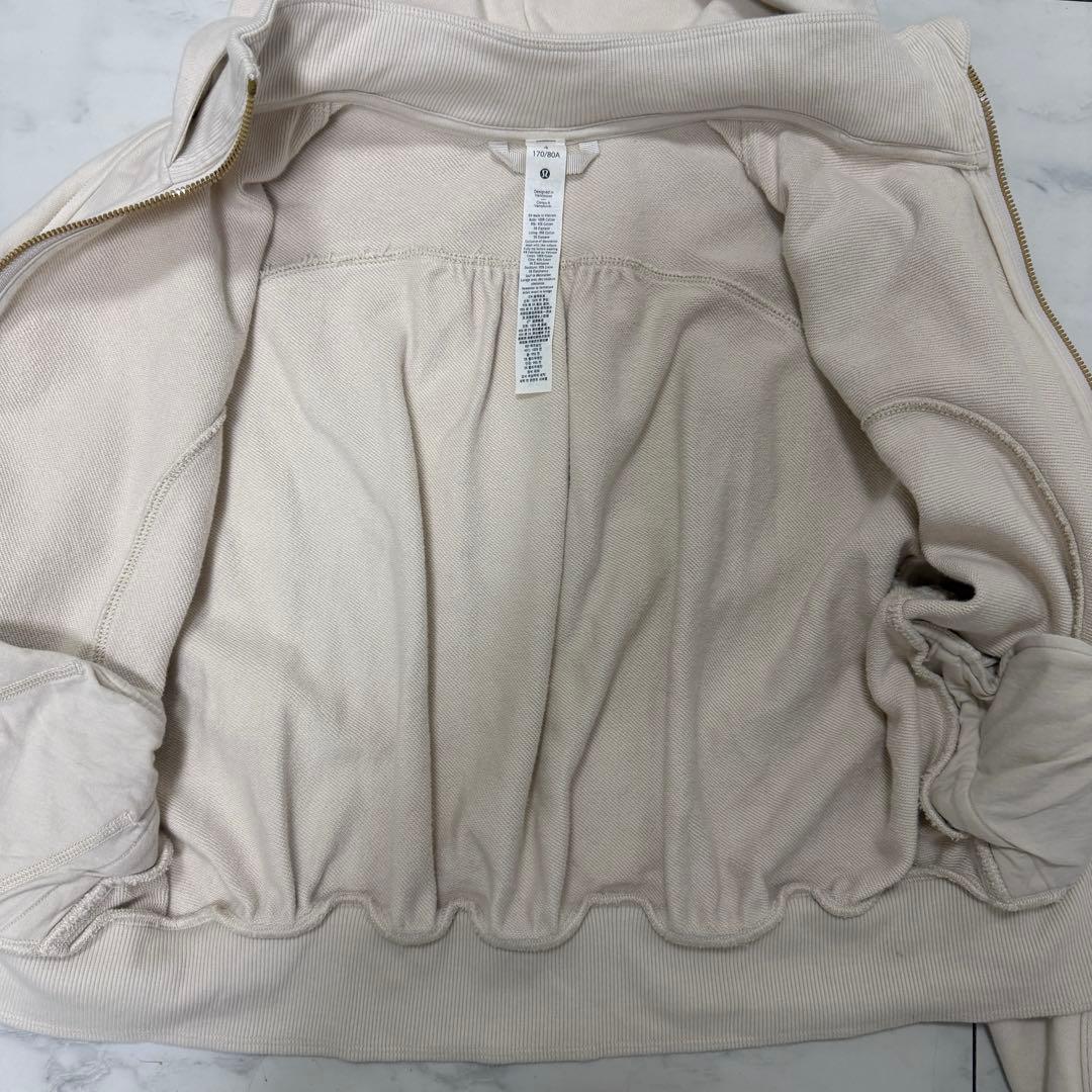 lululemon ルルレモン　ゴールドステッチ　モックネックフーディー