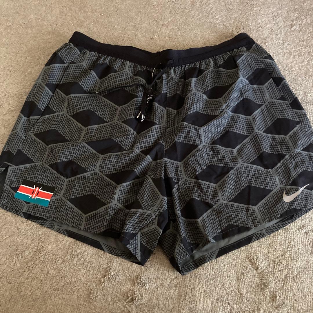 NIKE ランニングシャツです！！