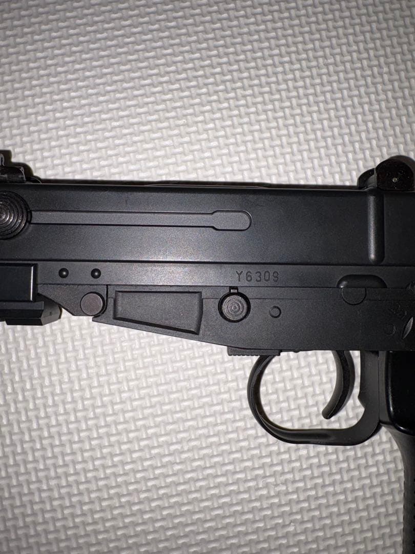 東京マルイ　スコーピオン　VZ61 電動