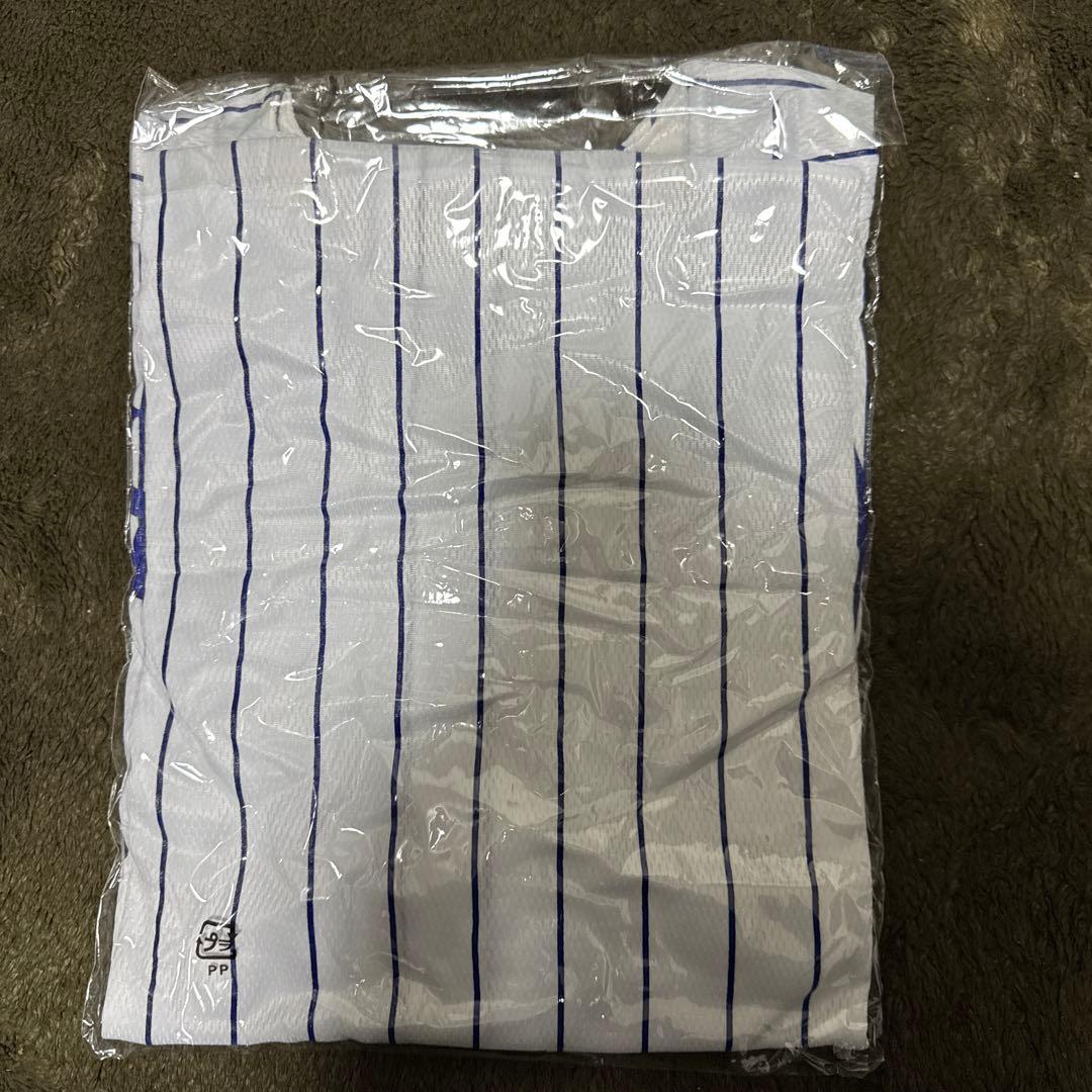 新品未開封 横浜ベイスターズ 金城龍彦 ホームユニフォーム