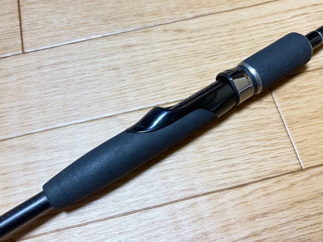 デプス ヒュージカスタム HS1N-66R 美品 3ピース モバイル スピニング