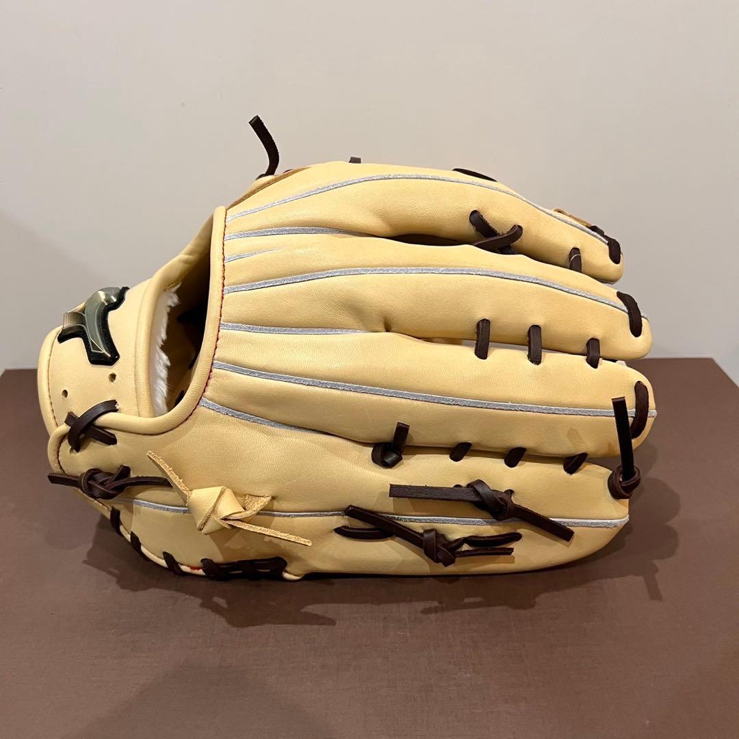 新品未使用★Mizuno軟式用グローブ グローバルエリート左投げ用 サイズ16N