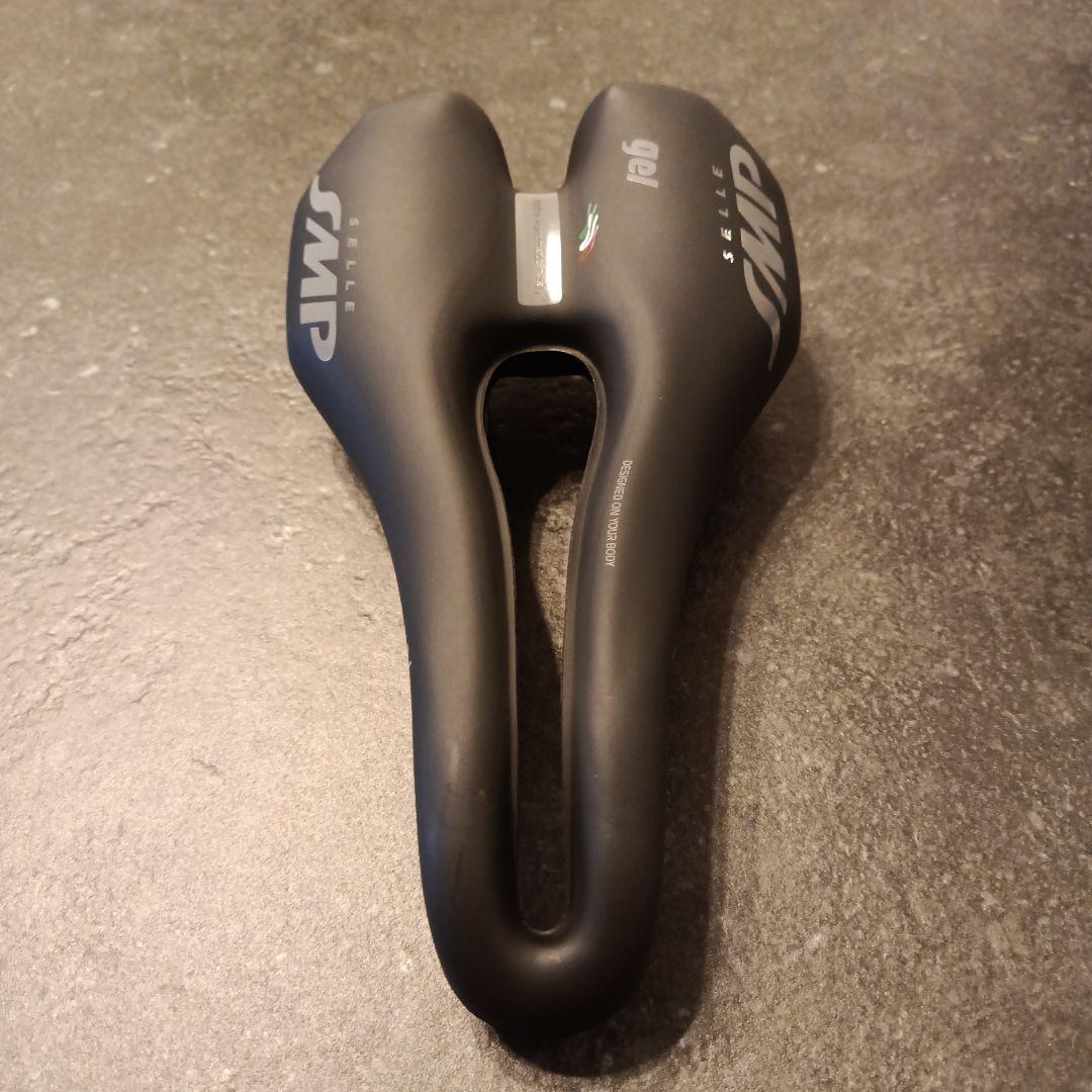 Selle SMP E-SUV gel ブラック サドル