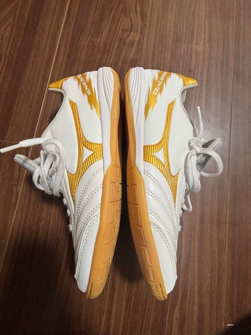 Mizuno ホワイト ゴールド シューズ モナルシーダネオ 24.5