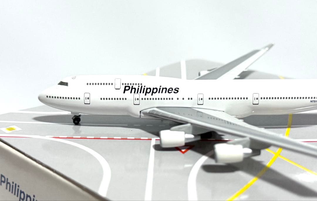 herpa 1/500 B747-400 & A340-300フィリピン航空2機