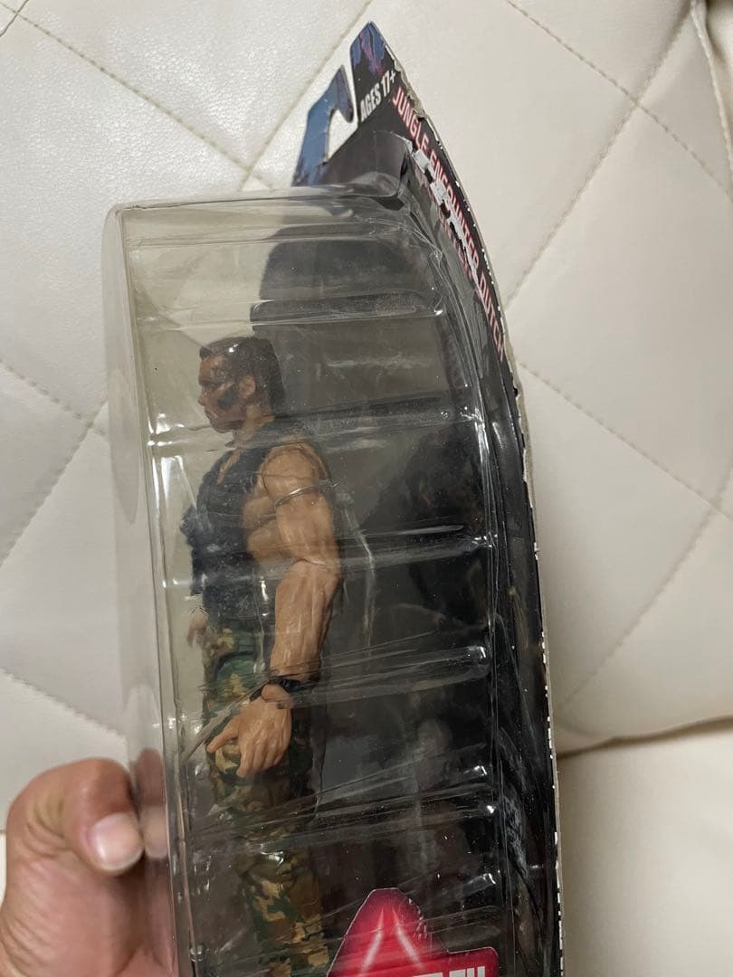 開封済み　NECA ジャングルエンカウンター ダッチ 25周年 フィギュア