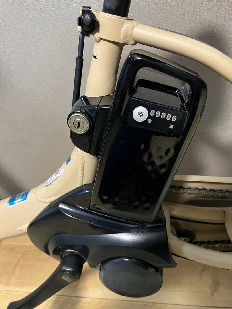 美品 パナソニック 電動アシスト自転車 ギュット、バッテリー16.0Ah