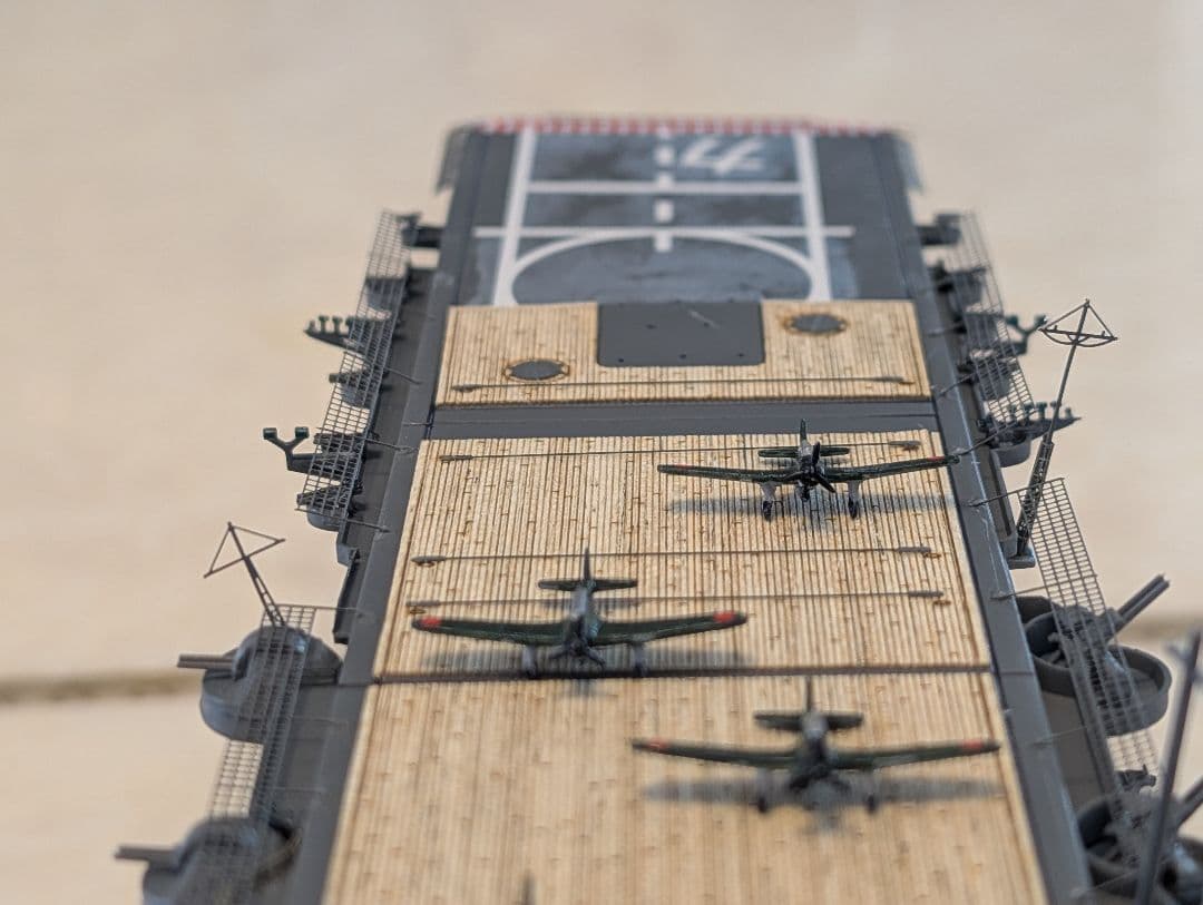 旧日本海軍（帝国海軍）航空母艦　加賀　フルハル　1/700スケール