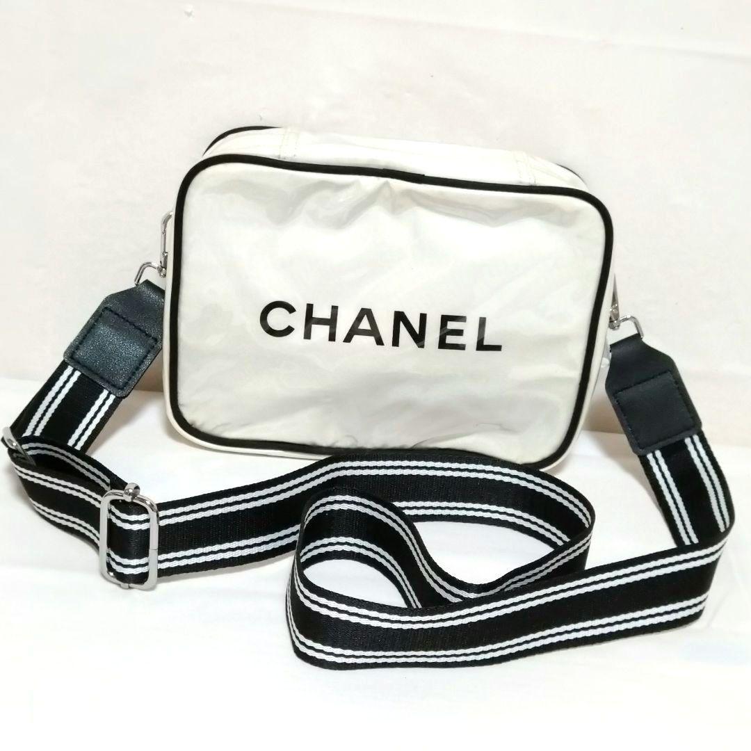 シャネル スポーツタイプ ビニル ポーチ ショルダーストラップ CHANEL