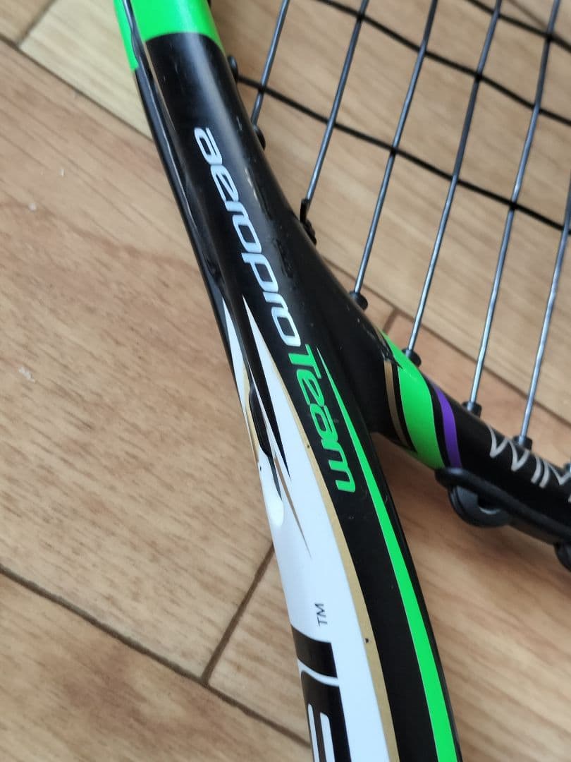 aeroPro Team ウィンブルドンエディション 硬式ラケットBabolat