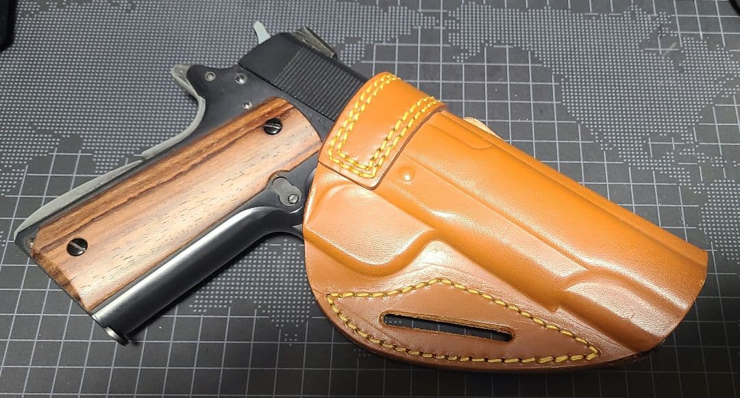 WA M1911A1 コルト ガバメント ガスブローバック 革製ホルスター付き