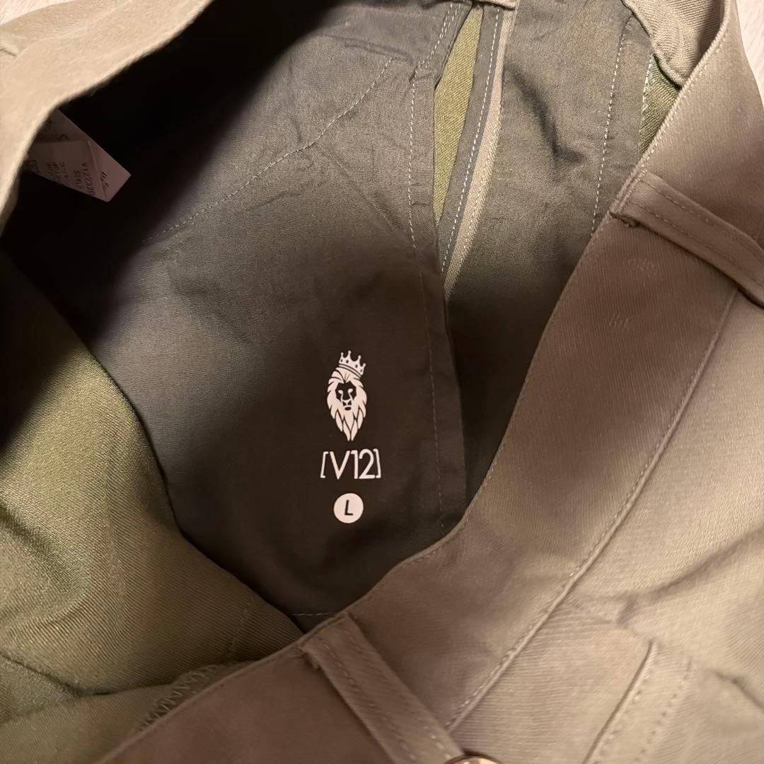 V12 カーキ パンツ