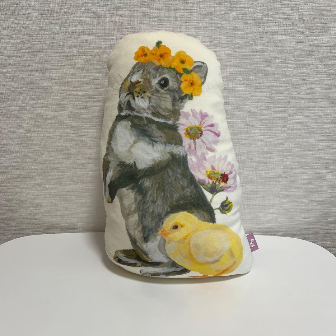 ナタリーレテ クッション