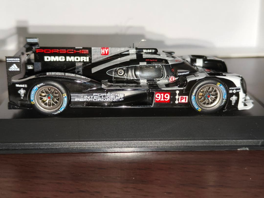 1/43 Porsche 919 Hybrid ダイキャストミニカー