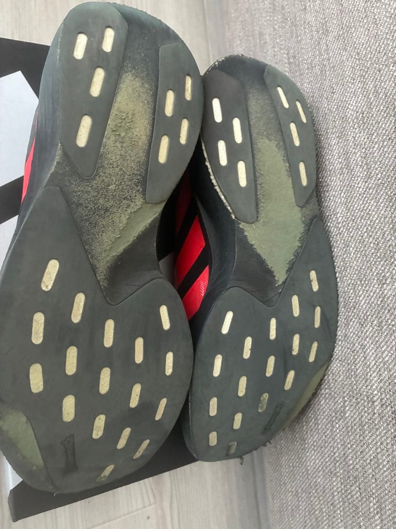 adidas アディゼロEVO SL AMGモデル