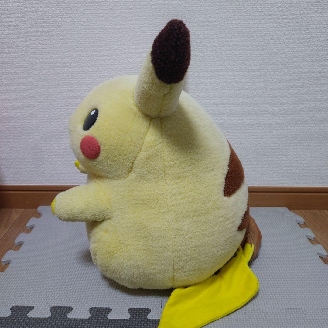初期ピカチュウ TOMY 等身大ぬいぐるみ