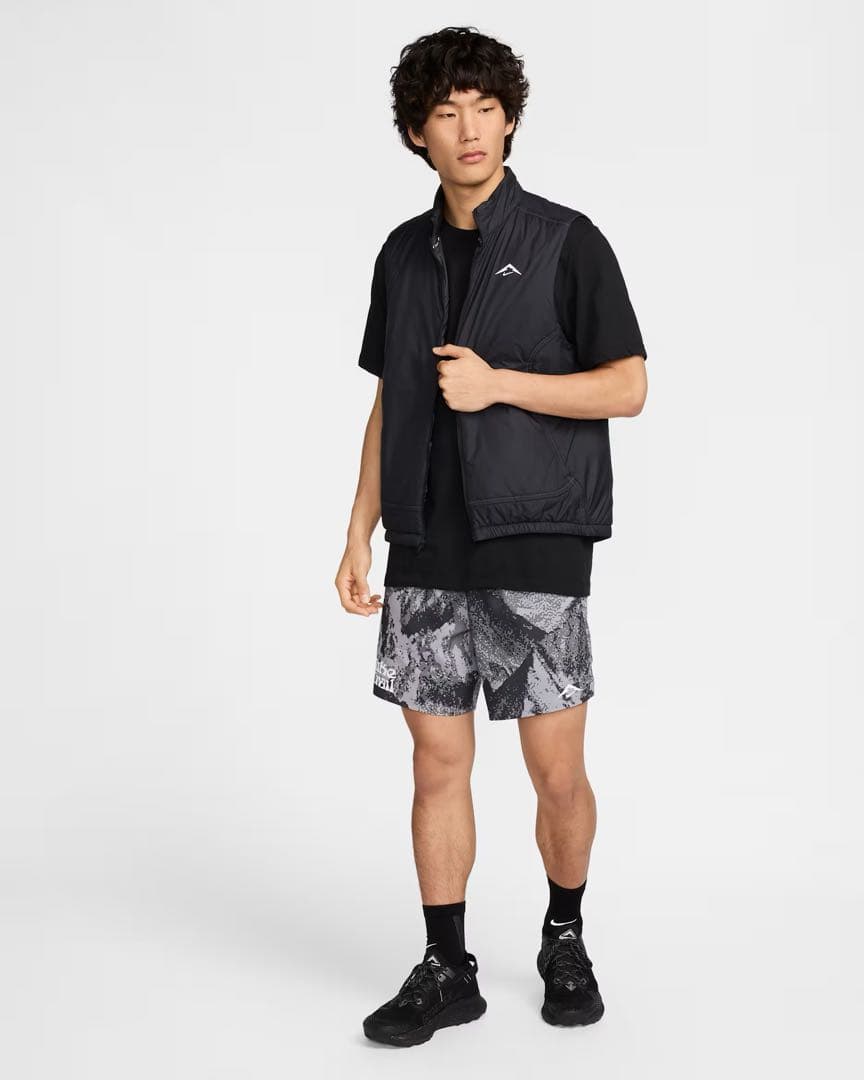 新品 Sサイズ ナイキ トレイル ランニングベスト　NIKE プリマロフト