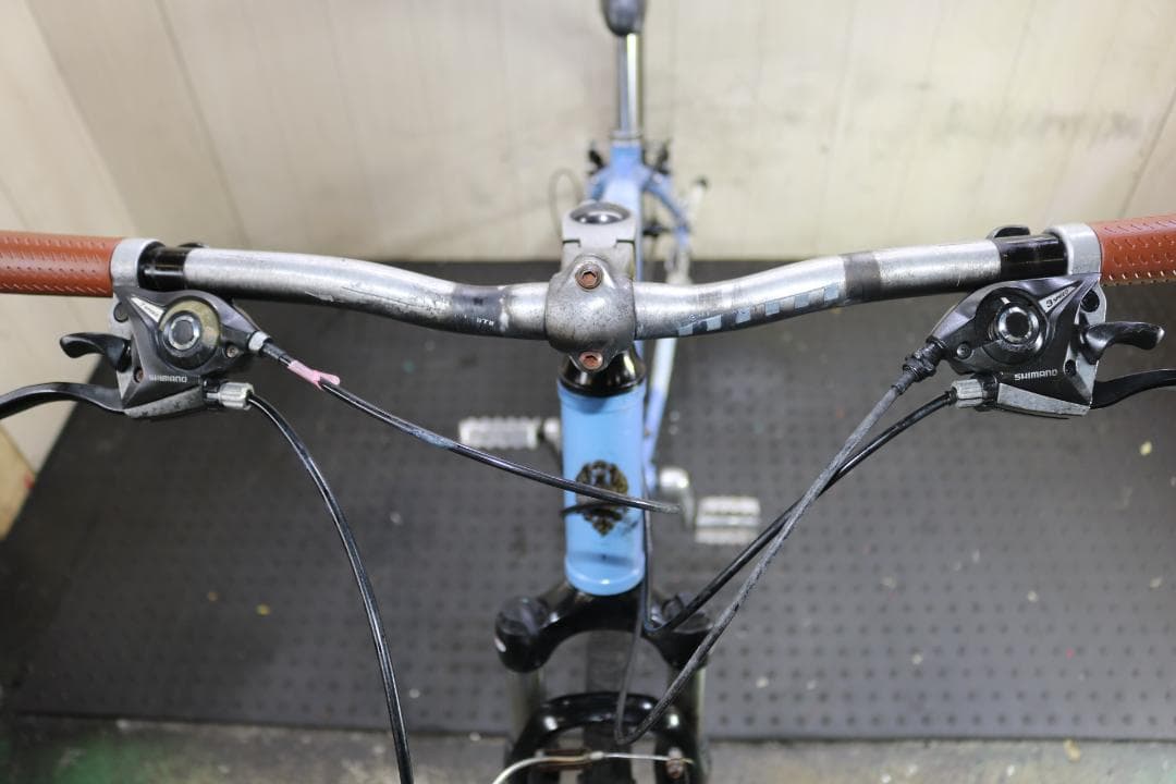 ビアンキcamaleonte 700C アルミ 21速 470mm クロス