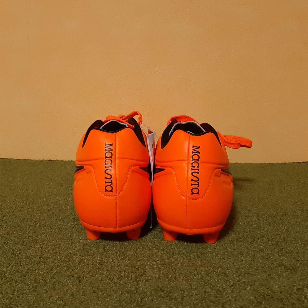 新品 未使用 サッカースパイク ナイキ マジスタ 廃盤 レア HG 26.5cm