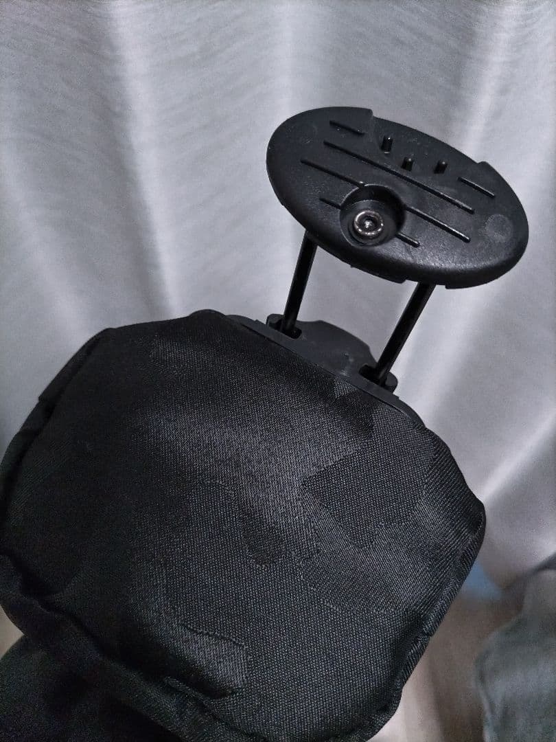 美品　スリクソン　セルフスタンド　キャディバック　黒カモフラ