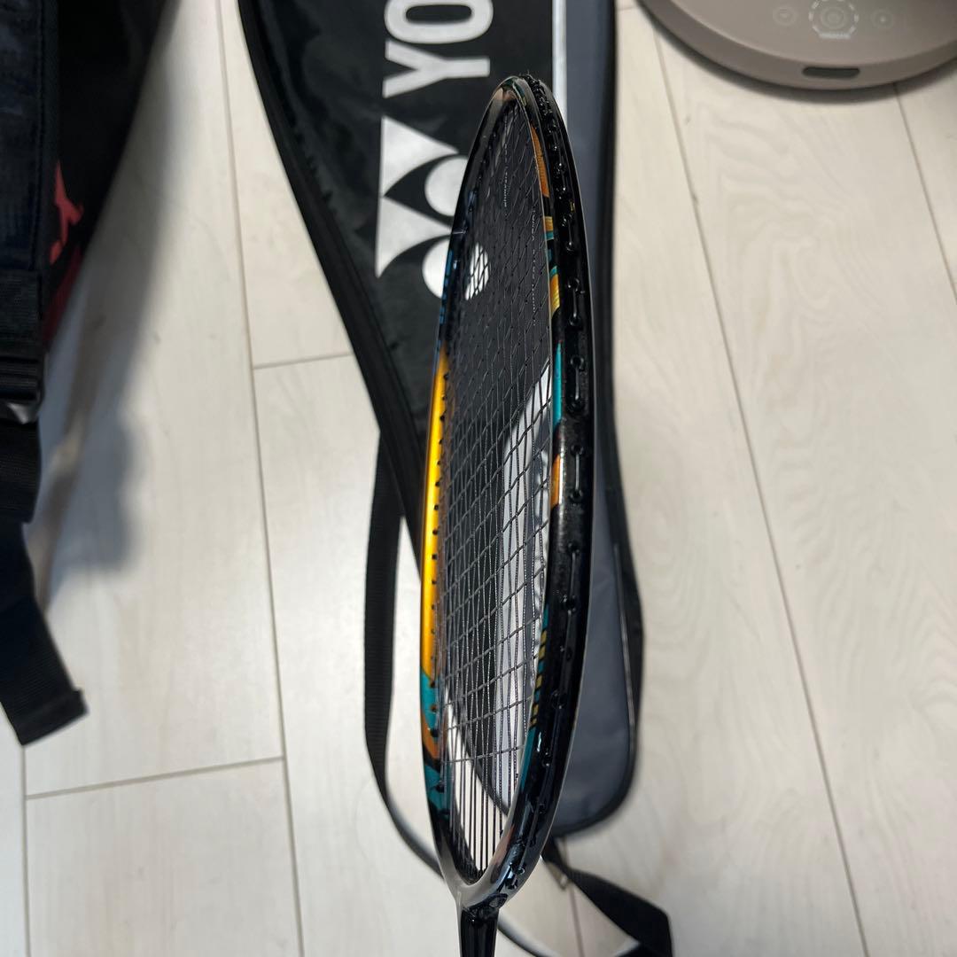 YONEX Astrox 88D Game バドミントンラケット ケース付き