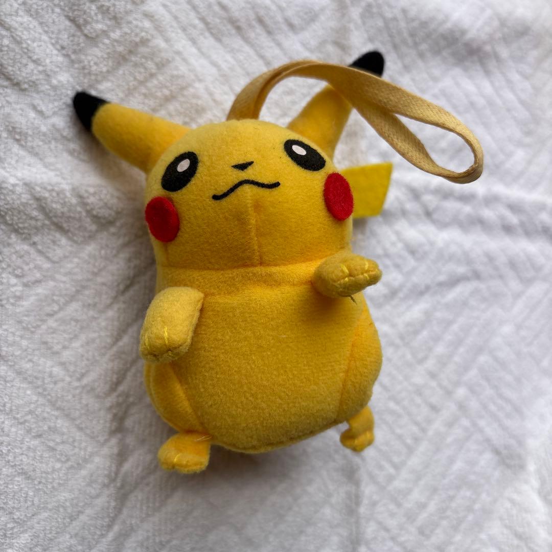 レア　ピカチュウ
