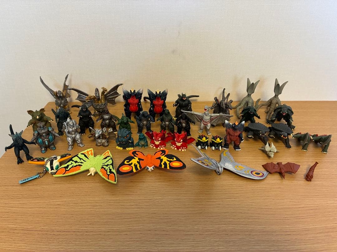 【中古】ゴジラ　ガメラ　フィギュアセット 約40体